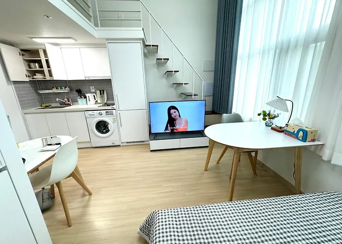 Dongdaemun Myeongdong Ddp New Loft Double Bed 5mins To Subway Station * ソウル特別市