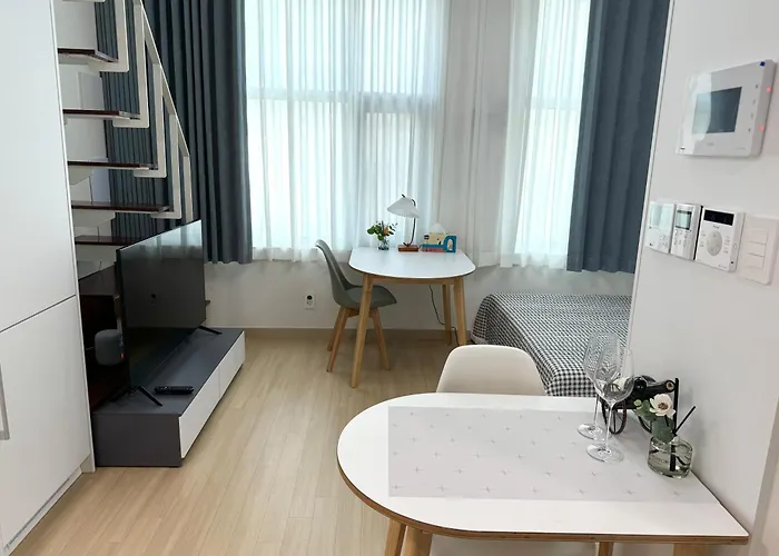 Dongdaemun Myeongdong Ddp New Loft Double Bed 5mins To Subway Station * ソウル特別市